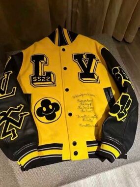 Louis Vuitton Yellow and Black Branded Interior Detail